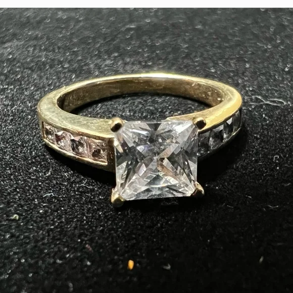 2Ct Princess Cut Diamond Ring Solid 925 Sterling Silver Ring Golden Color Luxury
